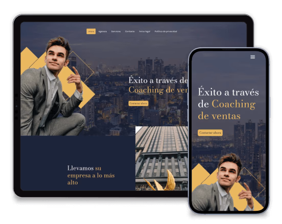 Hombre de negocios sonriendo con ciudad al fondo, texto "Éxito a través de Coaching de ventas".