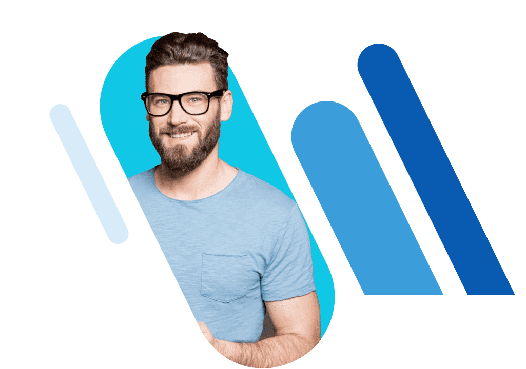 Mann mit einer Brille, Bart und  hellblauen T-Shirt